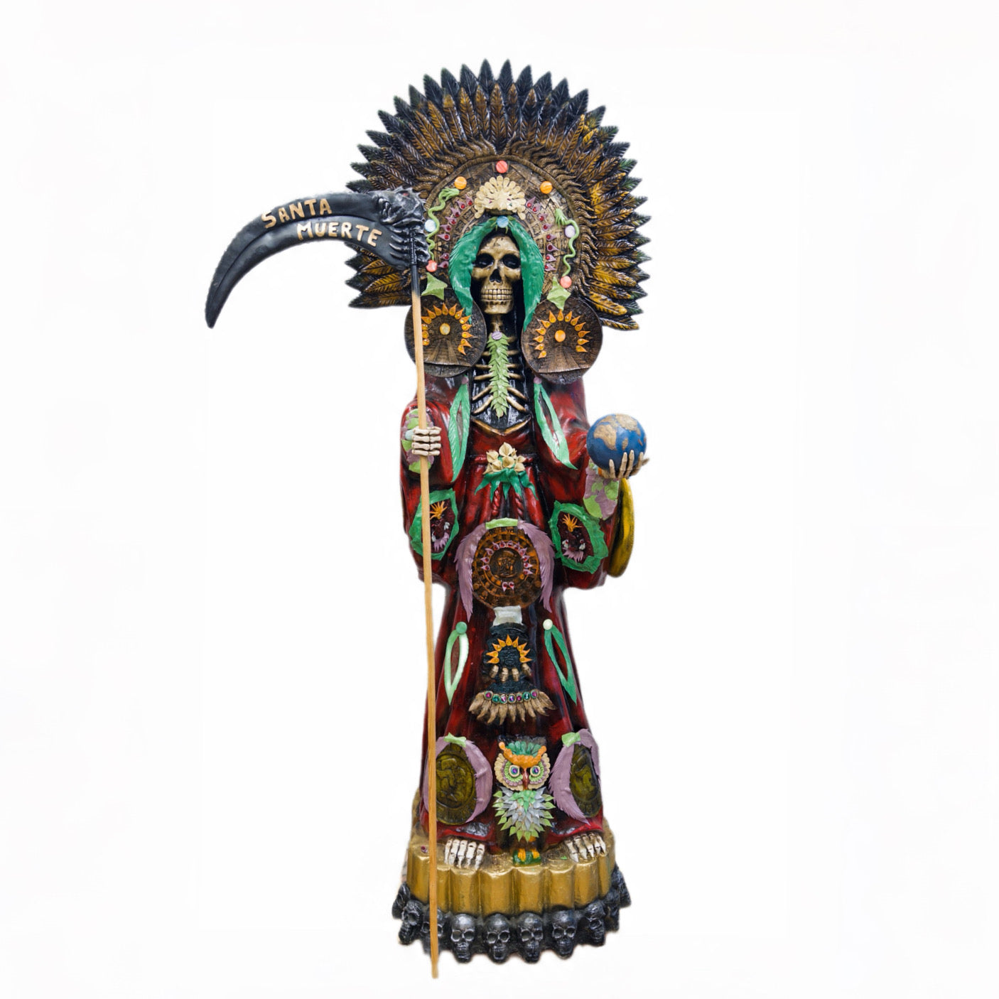 Santa Muerte Roja | Escultura Artesanal Pintada a Mano | 88.7" de Altura | Diseño con Búho y Globo Terráqueo